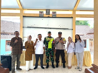 Peningkatan Keterampilan Digital Generasi Z Untuk Masyarakat Pesisir Melalui Teknologi Digital Di Desa Turusgede Kabupaten Rembang